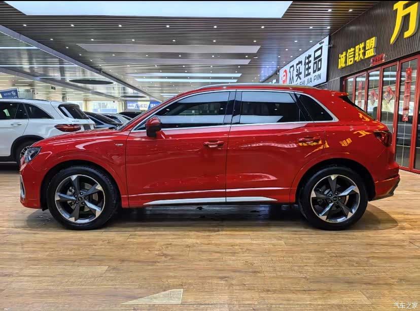 Audi Q3, 2023 17