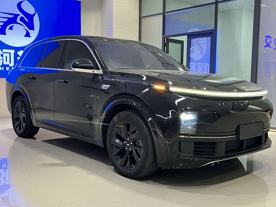 Li Auto Ideal L8