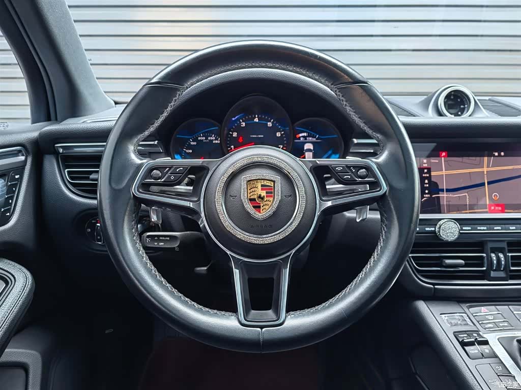 Porsche Macan, 2019 10
