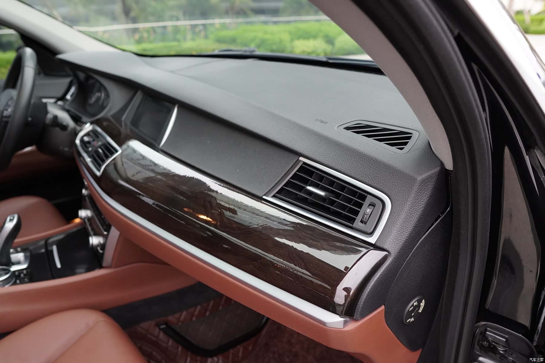 BMW 5 Series, 2013 25