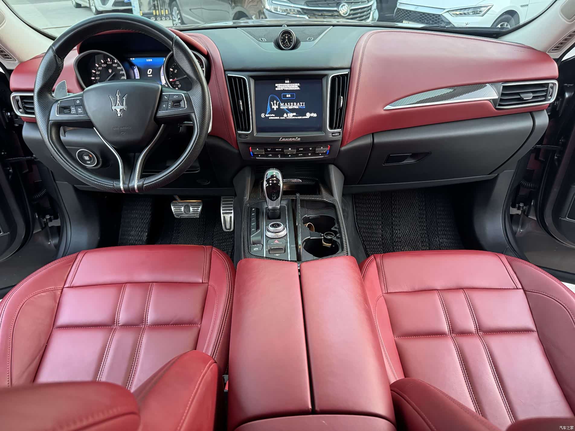 Maserati Levante, 2016 11