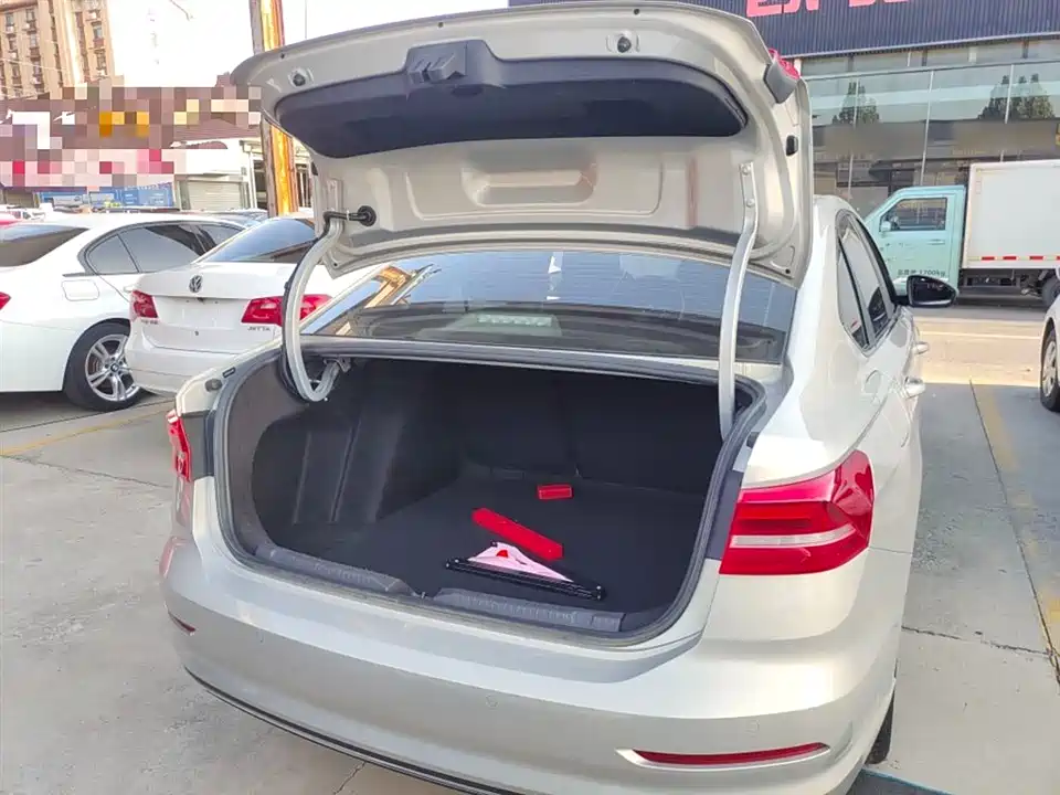 Volkswagen Lavida