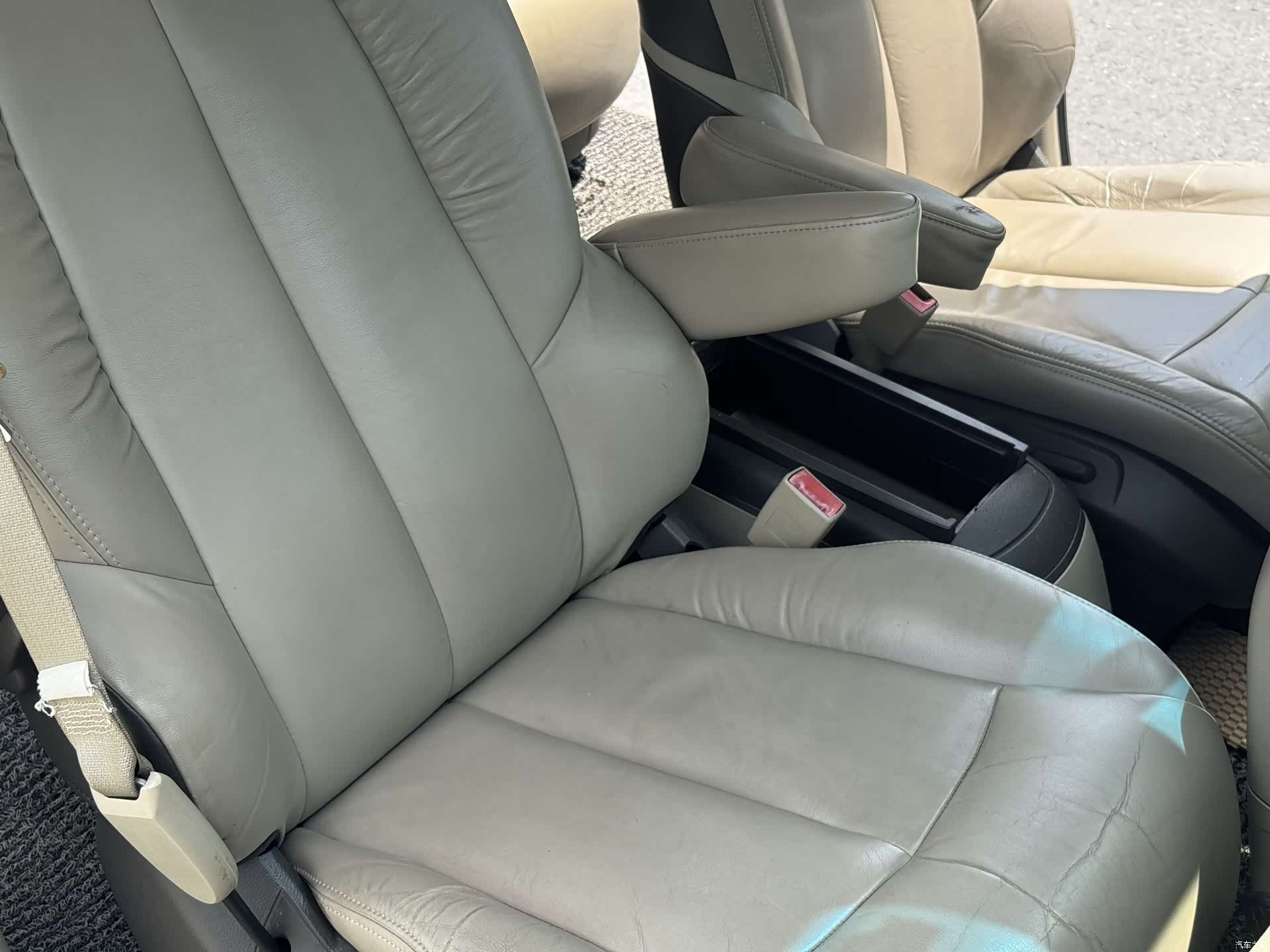 Buick GL8, 2012 19