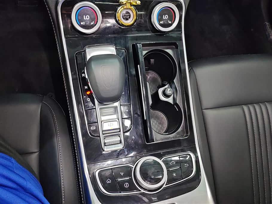 Hongqi H9 Hongqi H9
