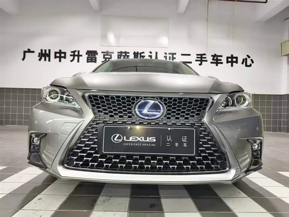 Lexus CT