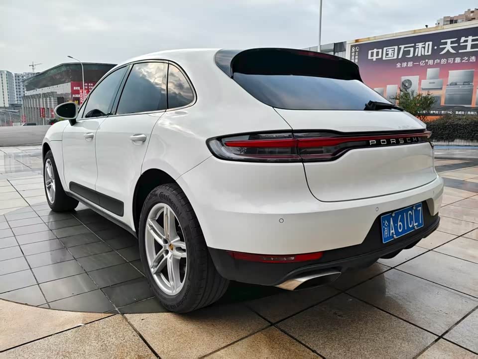Porsche Macan