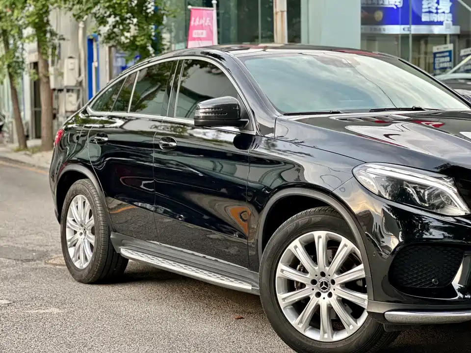 Mercedes-Benz GLE coupe