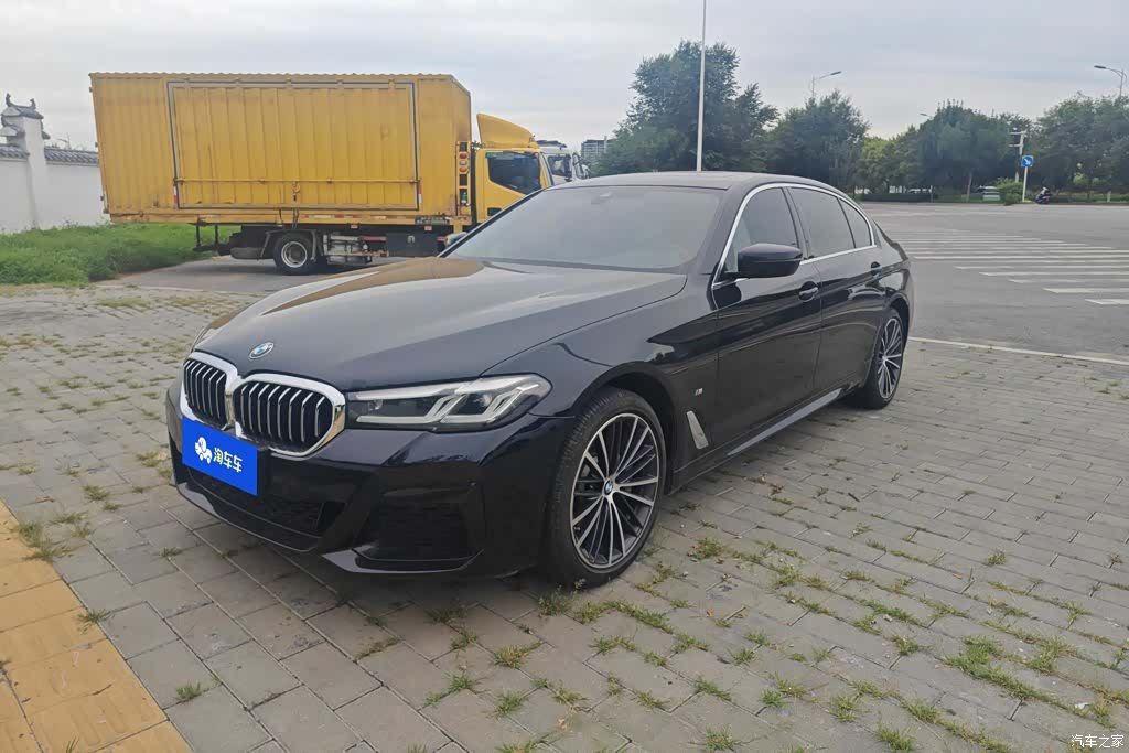 BMW 5 Series, 2023 1
