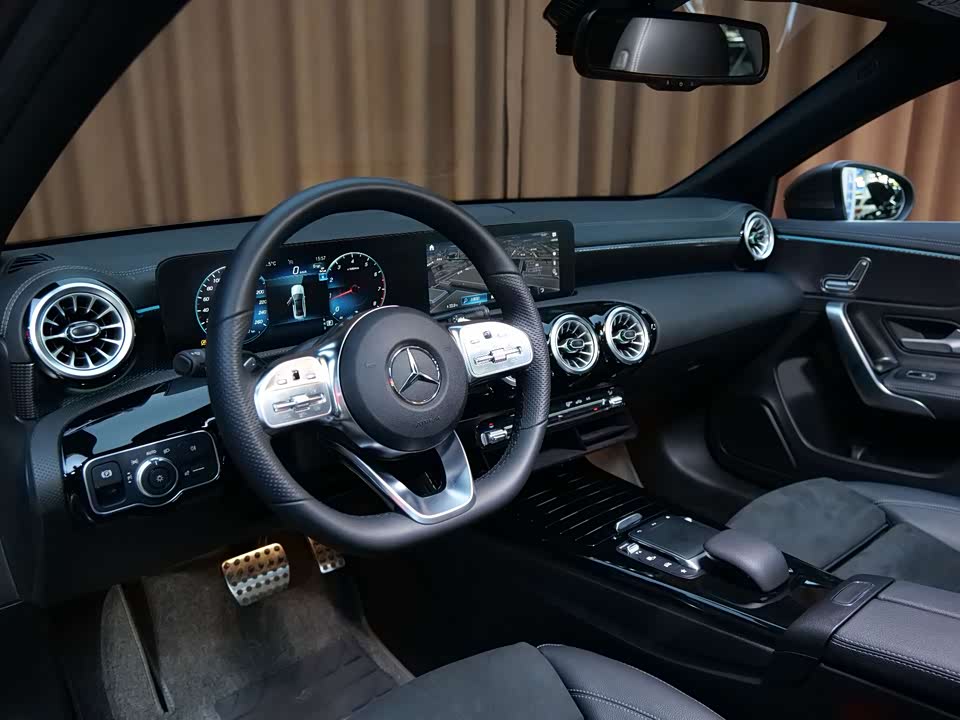 Mercedes-Benz Class A Mercedes-Benz Class A
