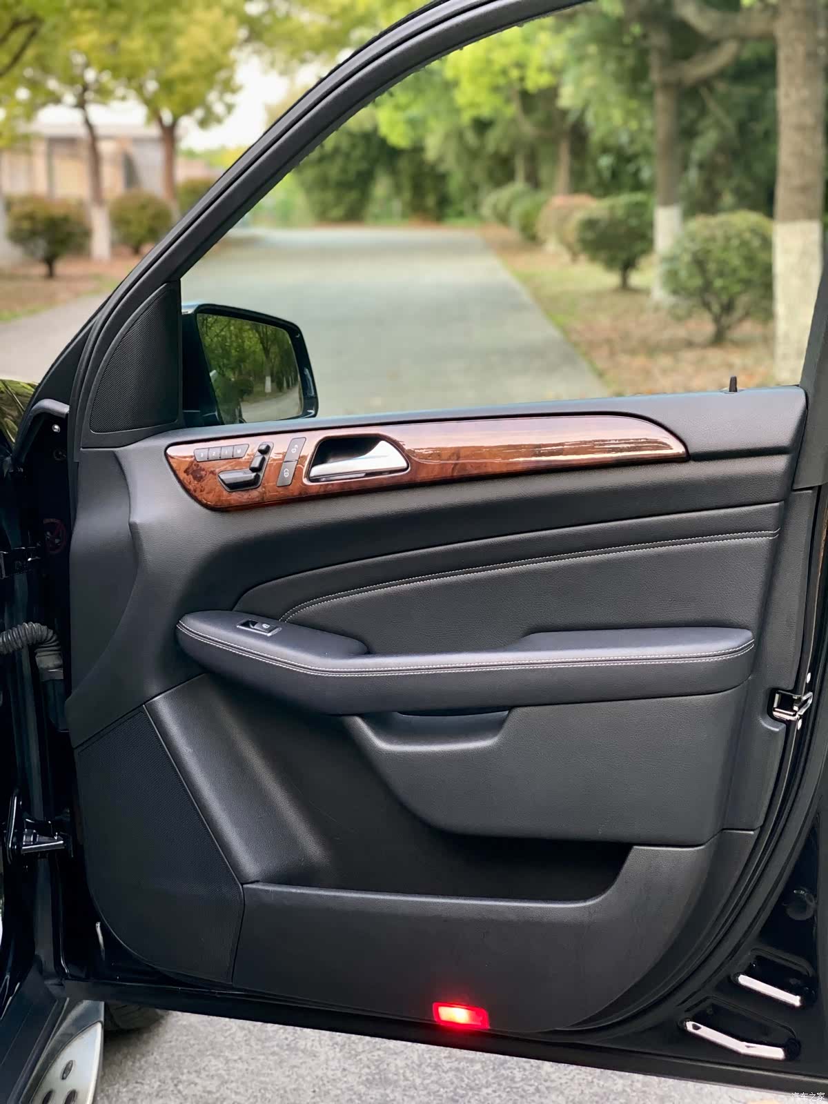 Mercedes-Benz M-Class, 2012 17