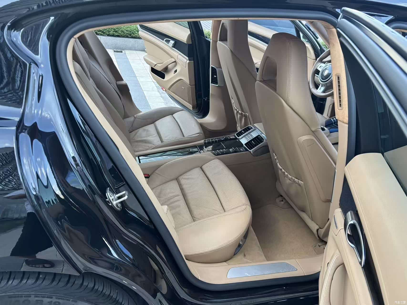 Porsche Panamera, 2010 30