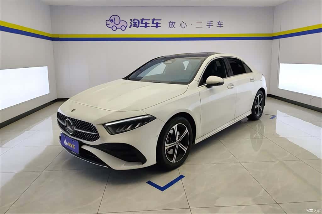 Mercedes-Benz A-Class, 2024 1