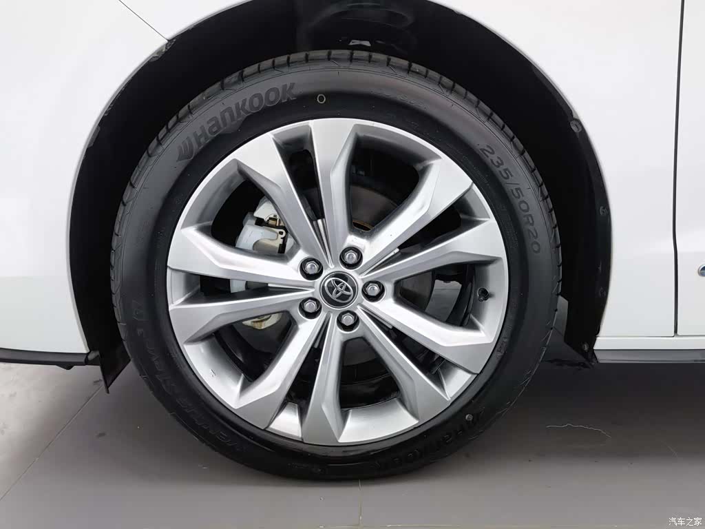 Toyota Sienna, 2024 17