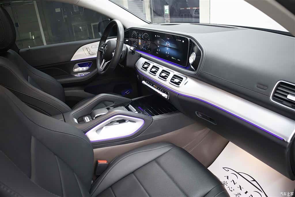Mercedes-Benz GLE, 2024 19