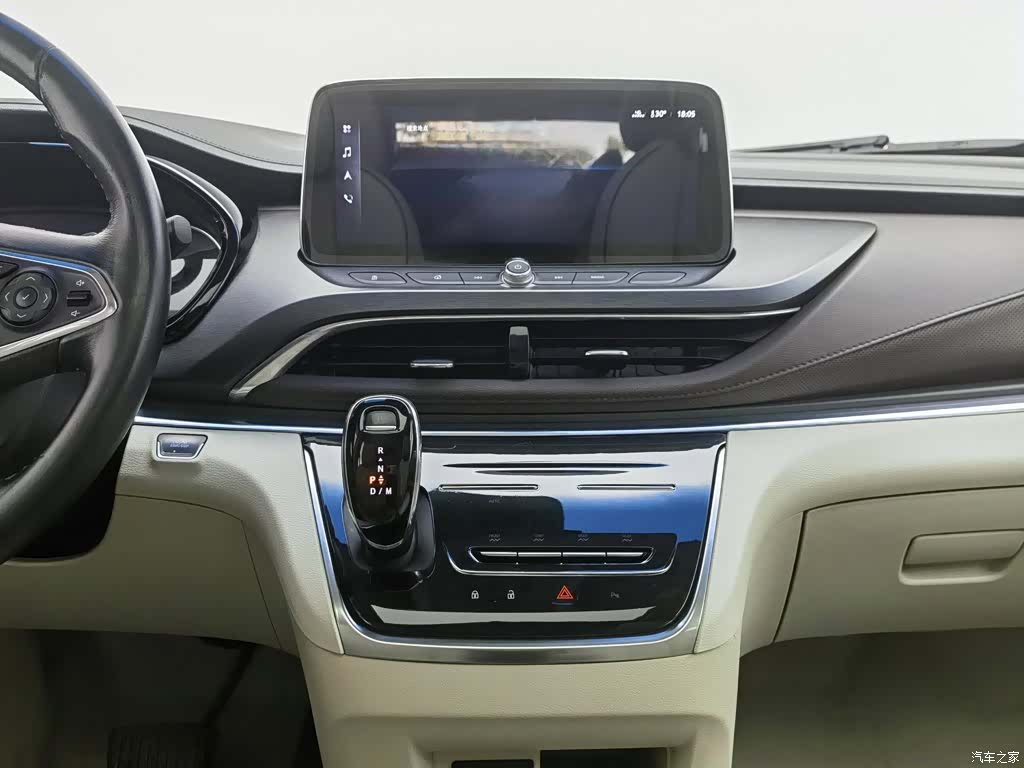 Buick GL8, 2021 12