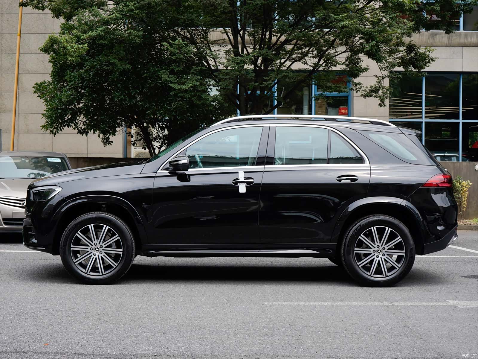 Mercedes-Benz GLE, 2026 3