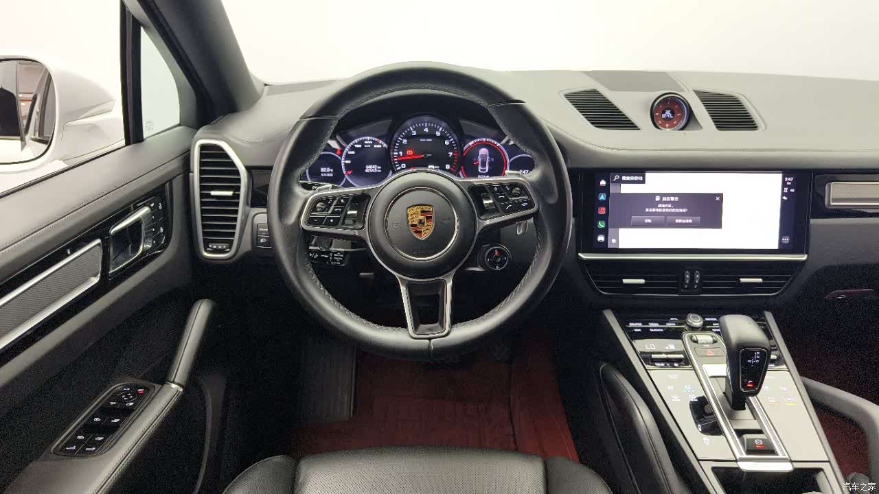 Porsche Cayenne, 2023 10