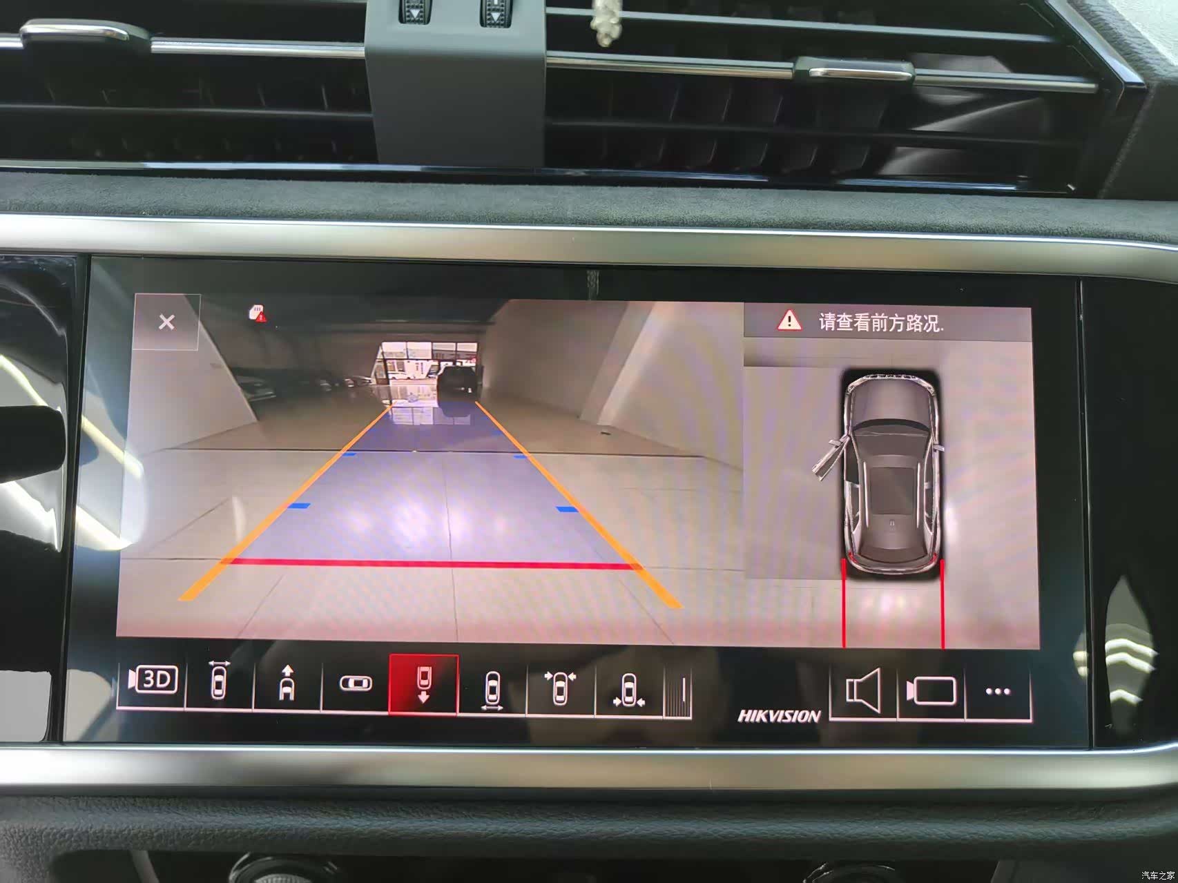 Audi Q3, 2022 12