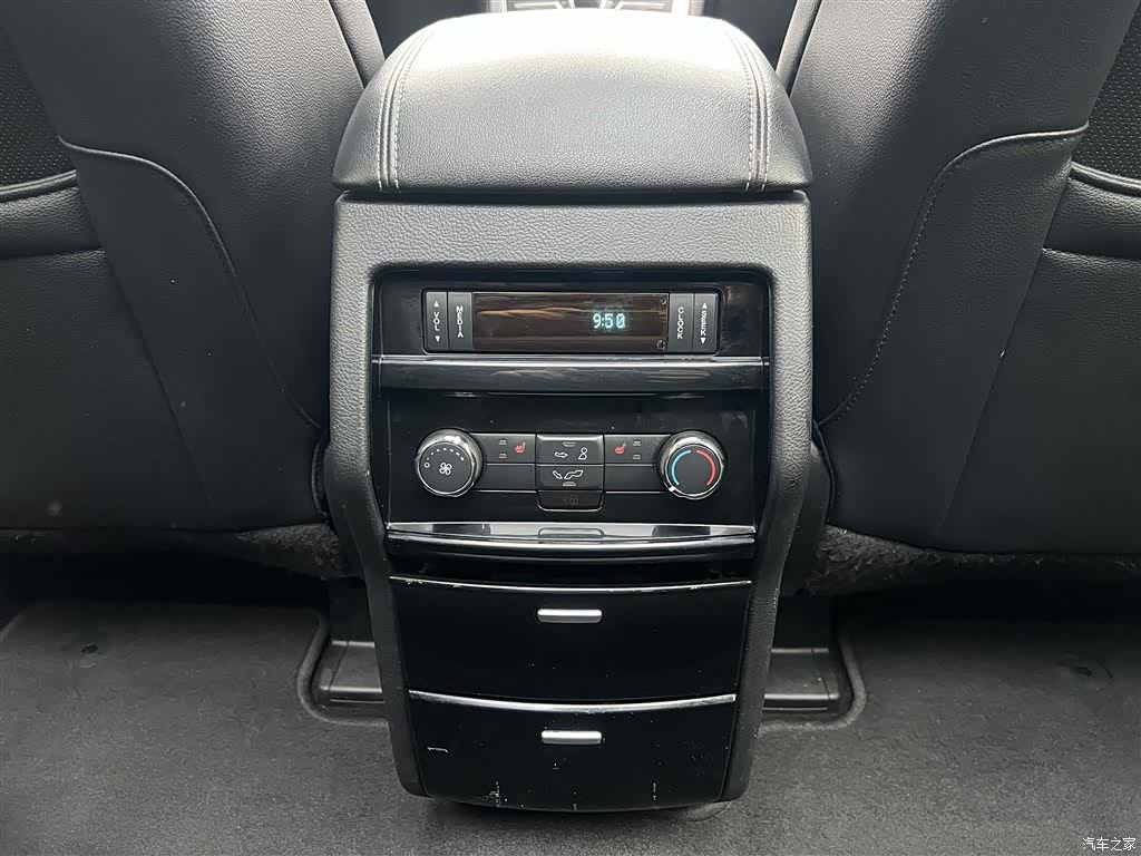 Ford Edge, 2017 29