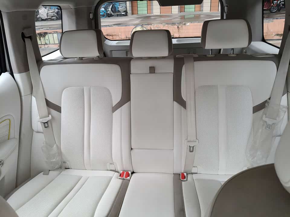 CrossBoundary Co-creation tank 300