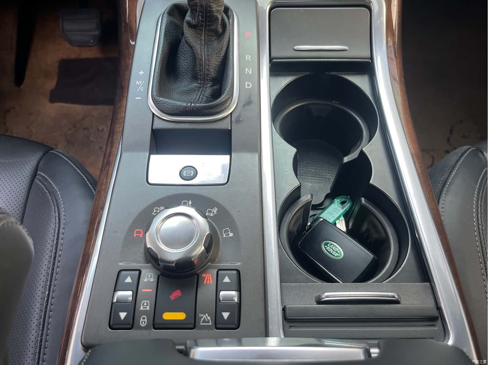 Land Rover Range Rover, 2010 12
