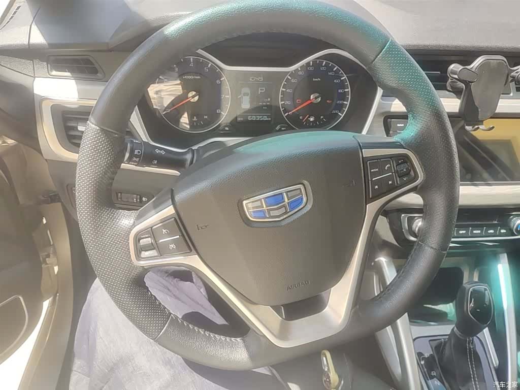 Geely X3, 2019 11