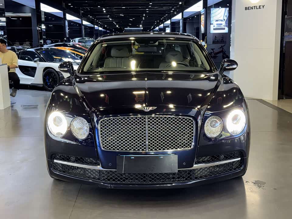 Bentley Flying