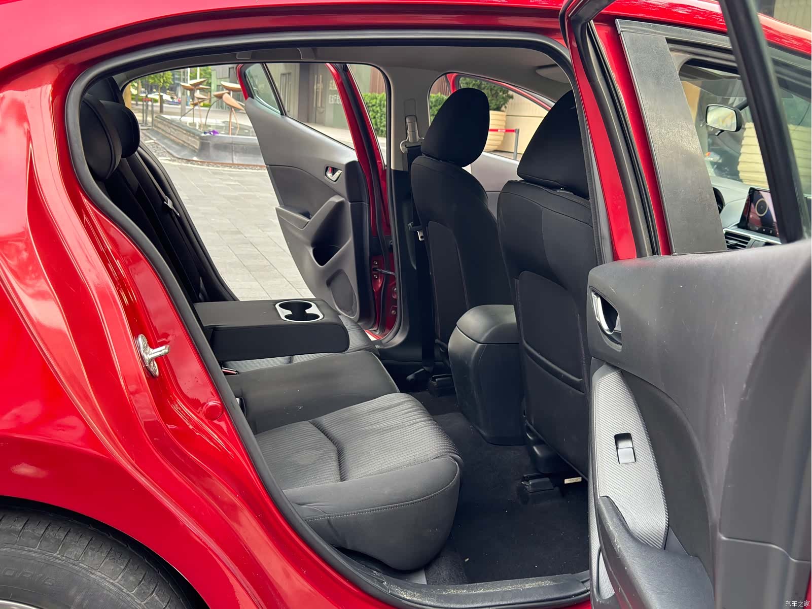 Mazda Mazda3, 2014 11