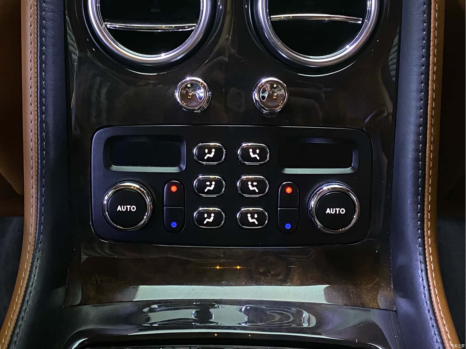 Bentley Flying Spur, 2012 15