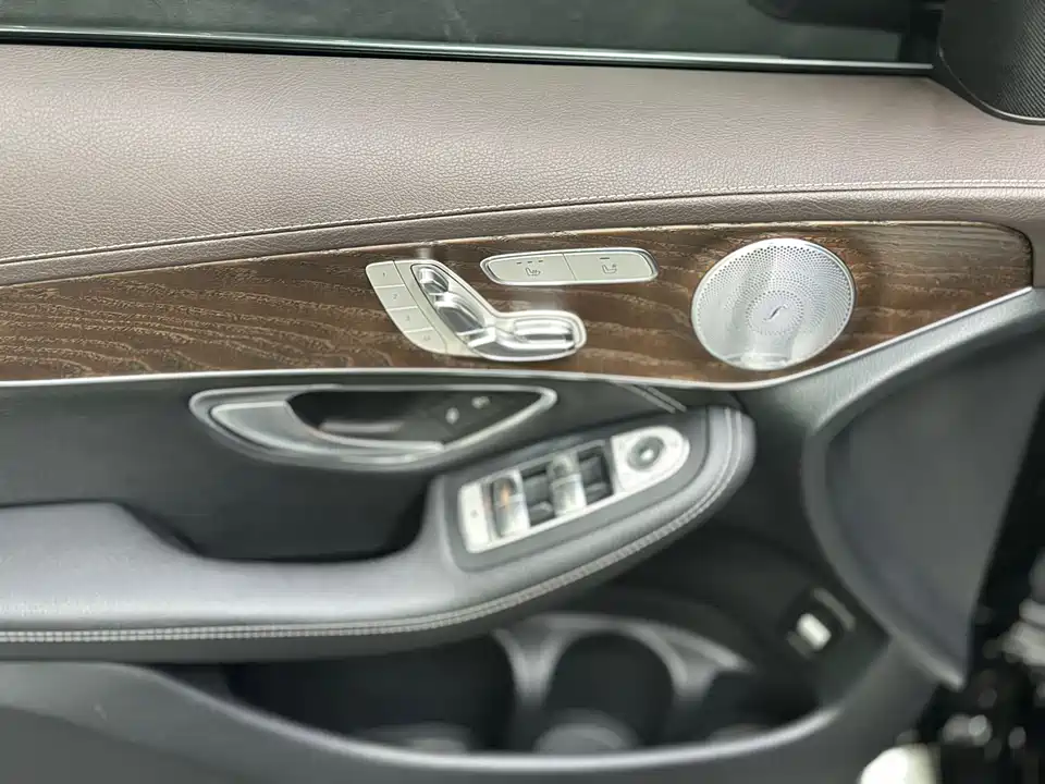 Mercedes-Benz GLC Mercedes-Benz GLC
