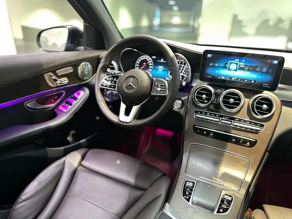 Mercedes-Benz GLC Mercedes-Benz GLC