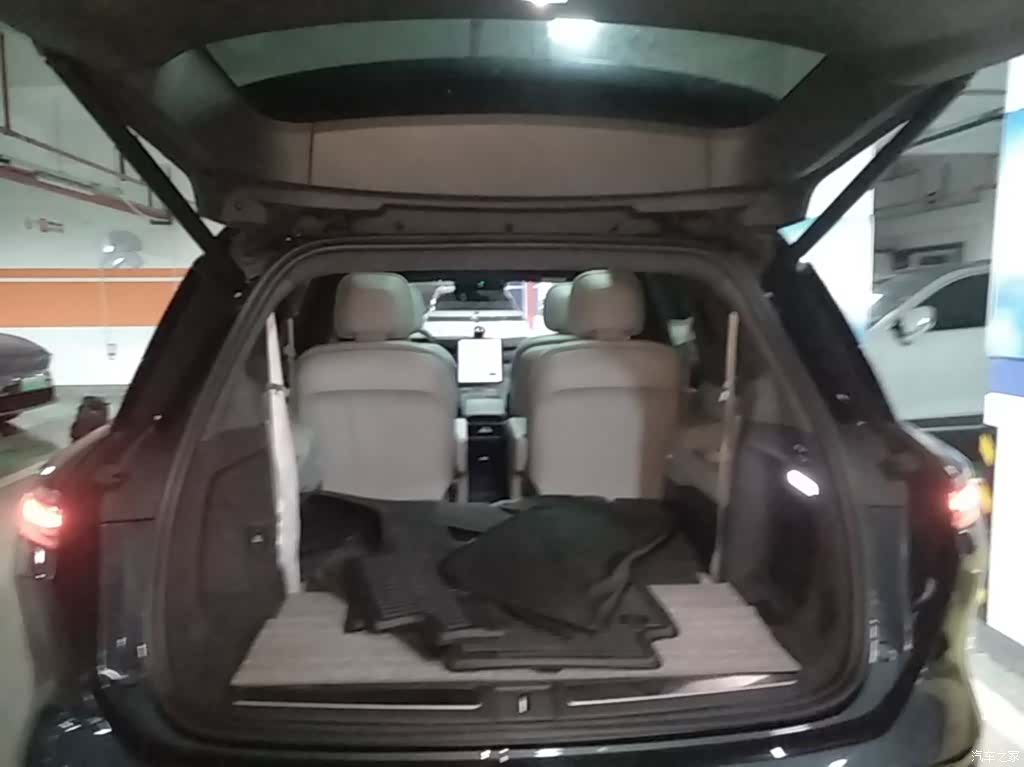 NIO ES8, 2023 19