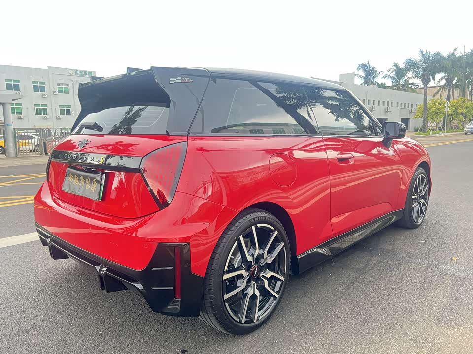 MINI Electric COOPER