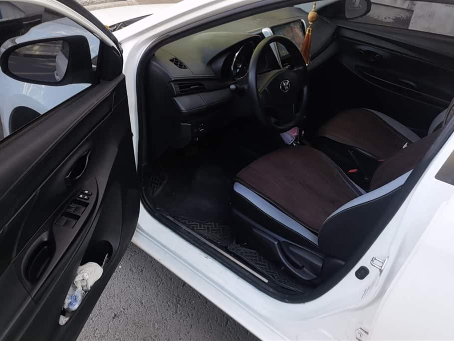Toyota YARiS L Zhixuan