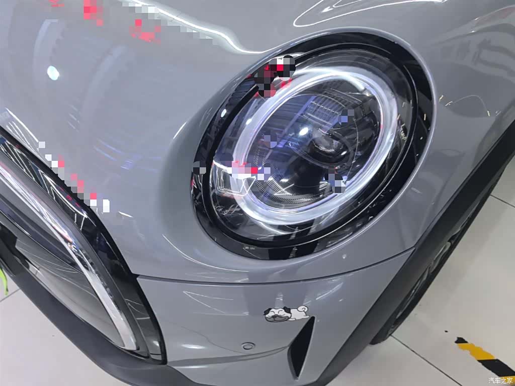 Mini ONE, 2021 24