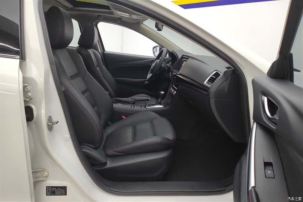 Mazda Atenza, 2016 8