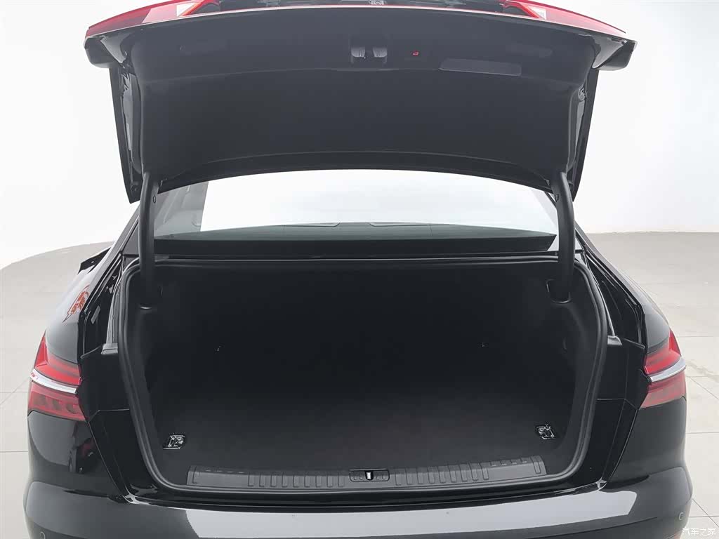 Audi A6L, 2021 16
