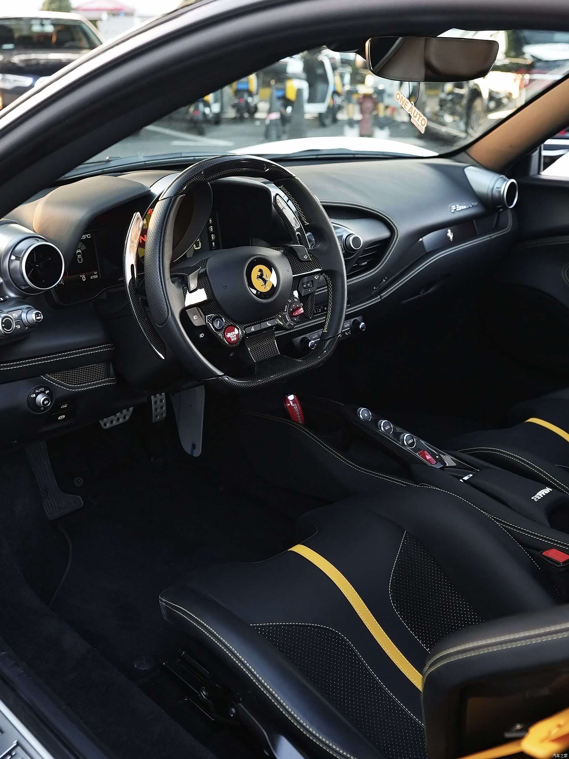 Ferrari F8, 2023 9
