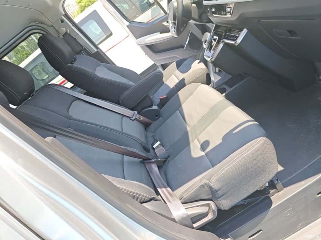 Foton V, 2026 25