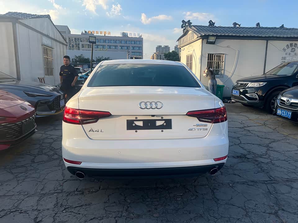 Audi A4L