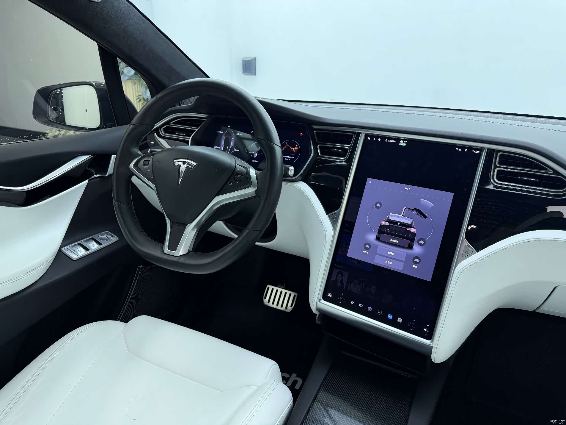 Tesla Model X, 2018 24