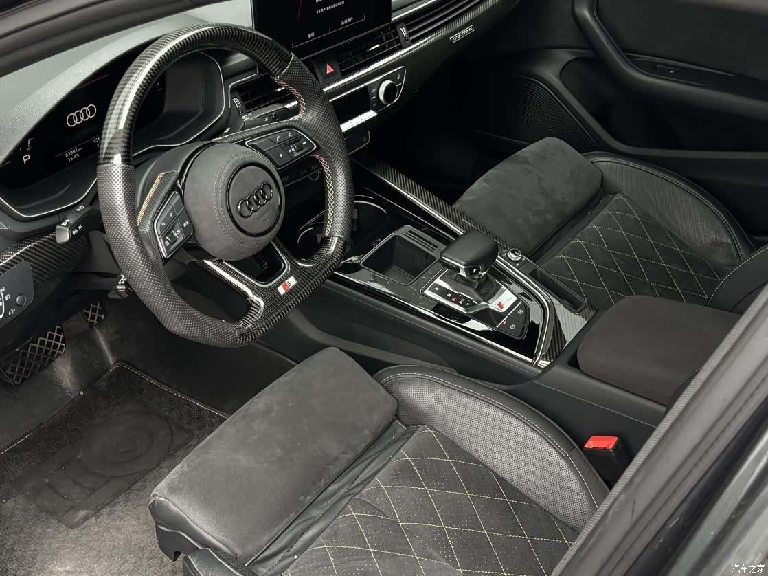Audi A4L, 2022 10