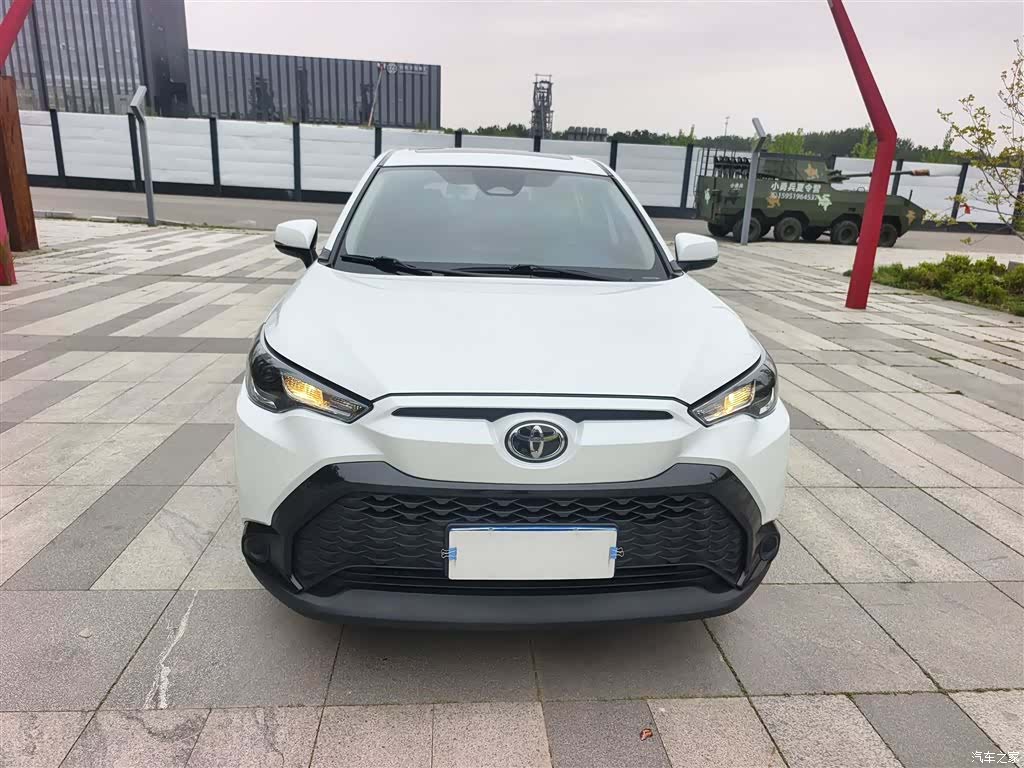 Toyota Frontlander, 2023 7