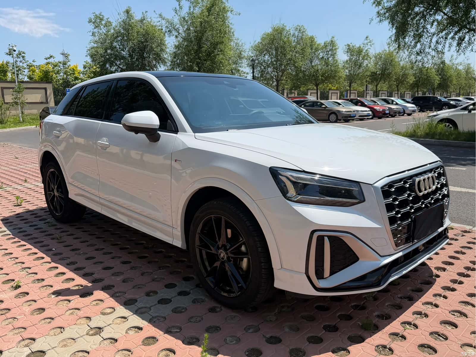 Audi Q2L, 2022 3