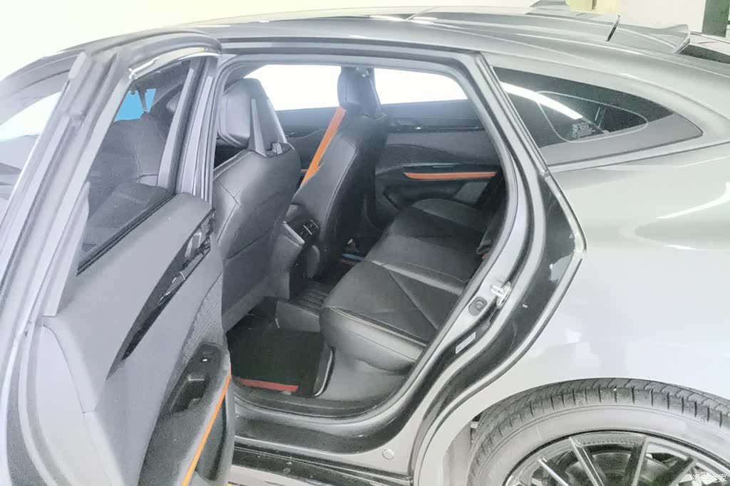 Changan UNI-V, 2023 11