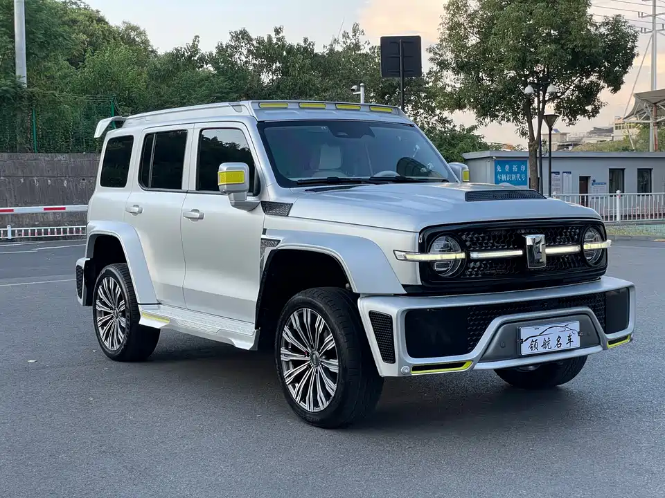 CrossBoundary Co-creation tank 300