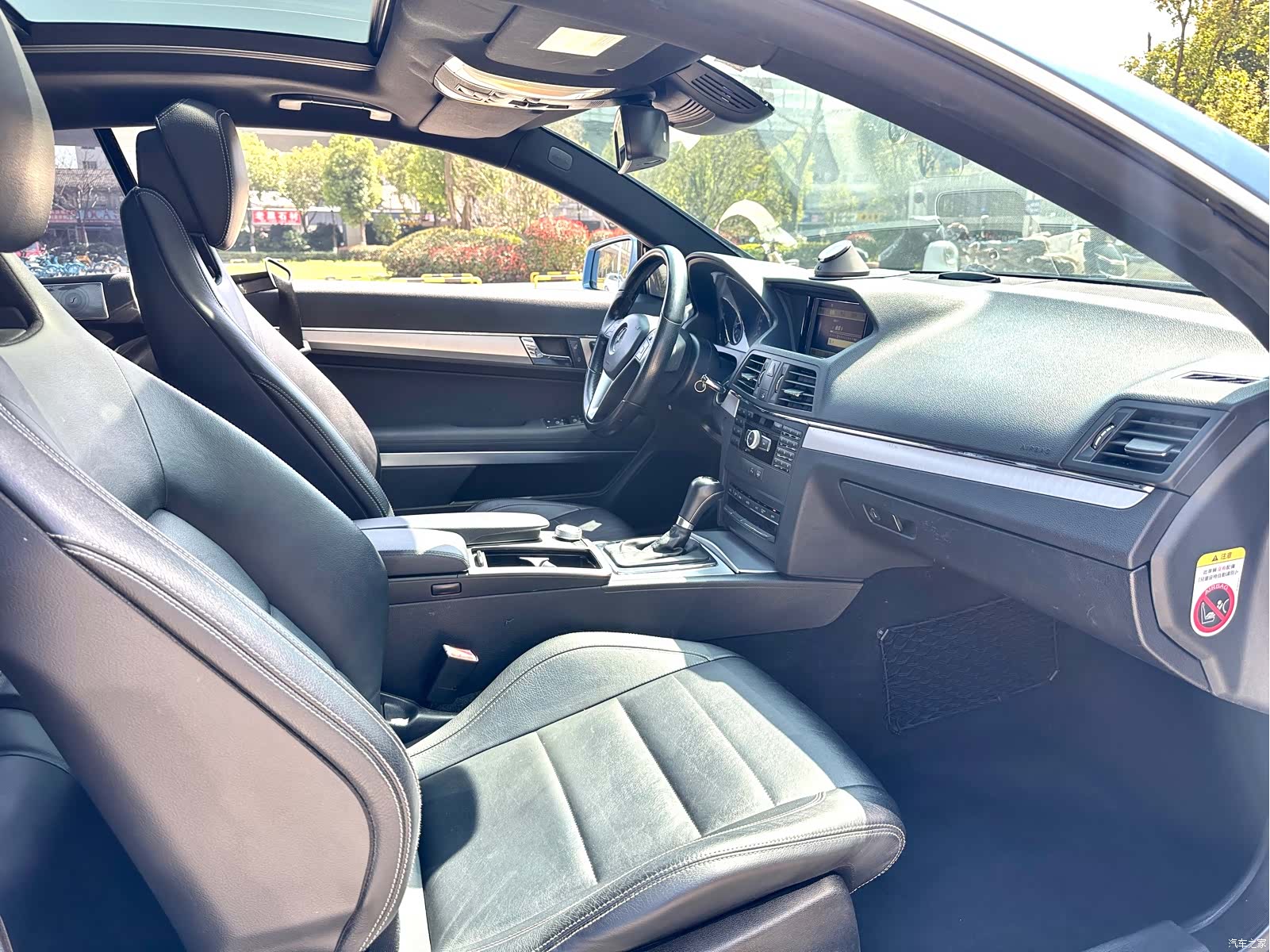 Mercedes-Benz E-Class, 2011 6