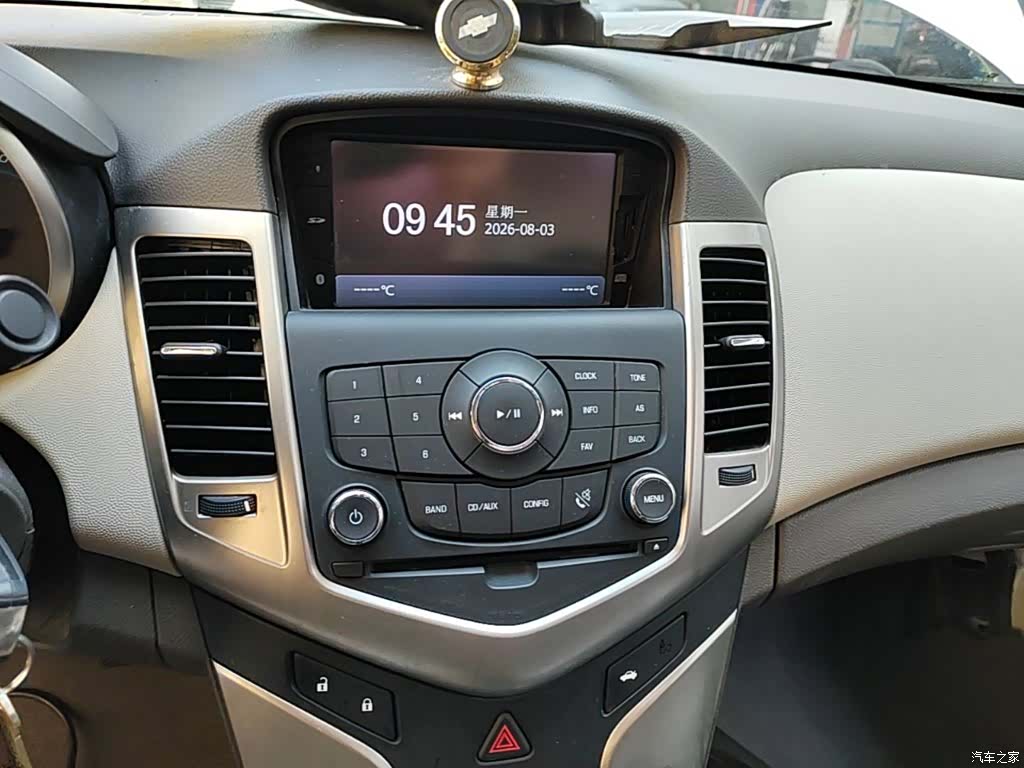 Chevrolet SL, 2015 13