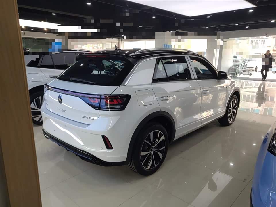 Volkswagen T-ROC exploring Songs