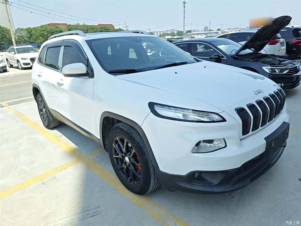 Jeep Cherokee, 2016 4